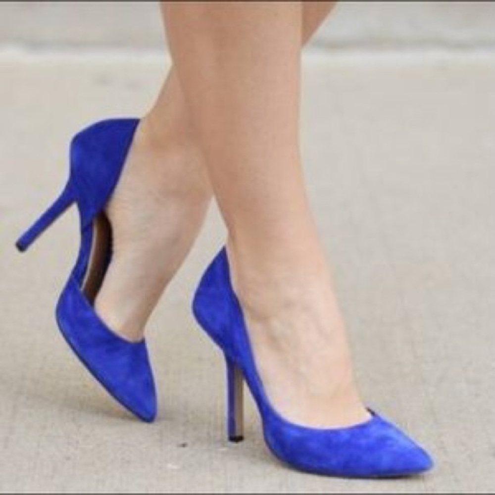 BCBG Royal Blue Pumps